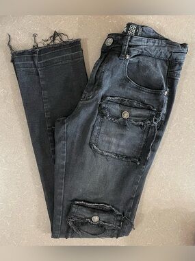 Rebel Vengeance Distressed Black Denim Cargo Pants Size 28 Skull Hardware Y2K